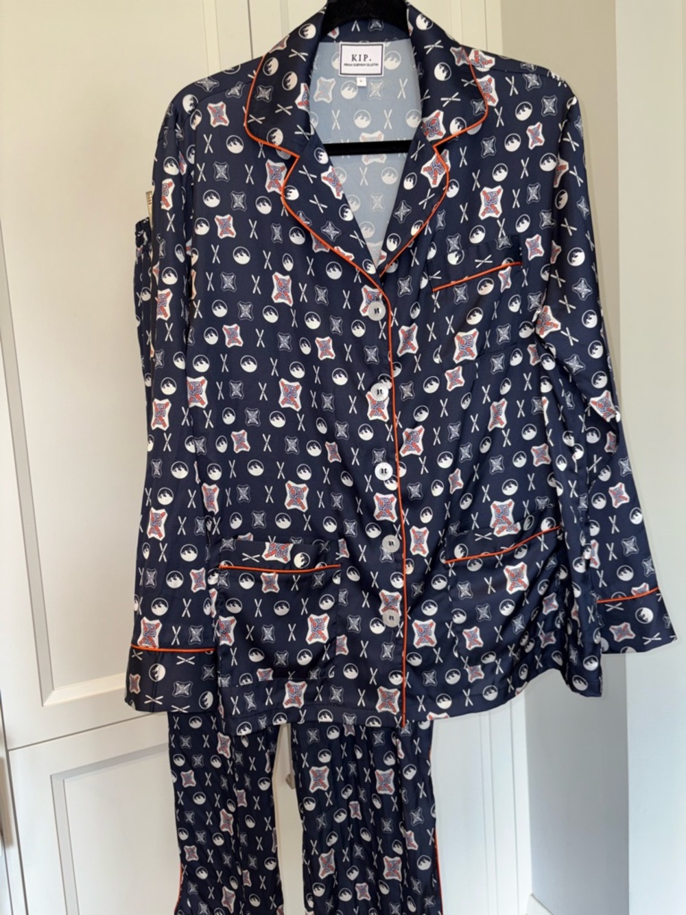 KIP Ski Print Silky Pajama Set Size Large Winter Lodge Après Ski Lounge Set Navy